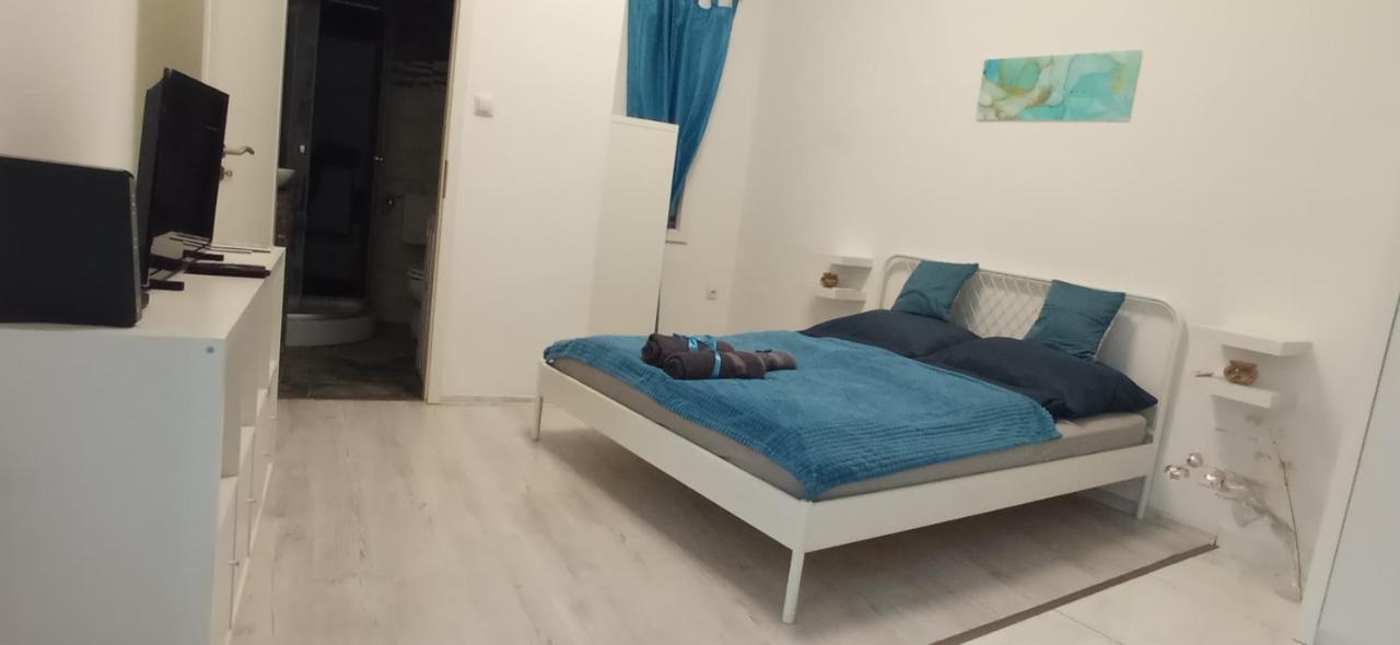 Margit Apartment - In The Most Beautiful District Budapest Luaran gambar